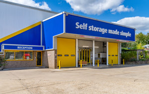 Storage King Edenbridge Loading Bay