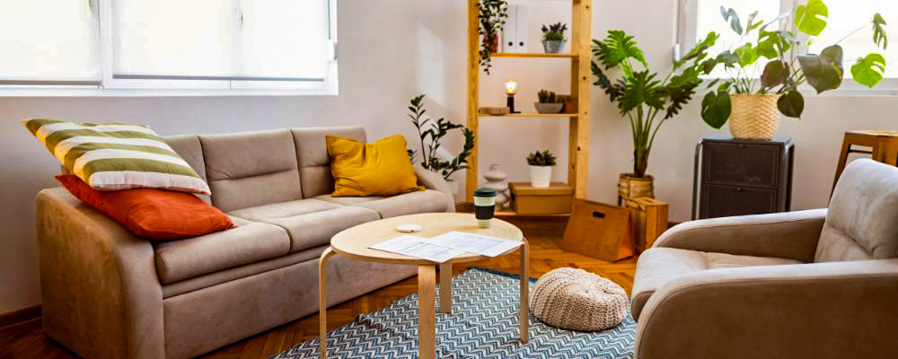 A decorated room with dopamine summer décor elements