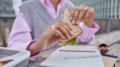 05 04 22 Spring Inspired Office Lunches Blog