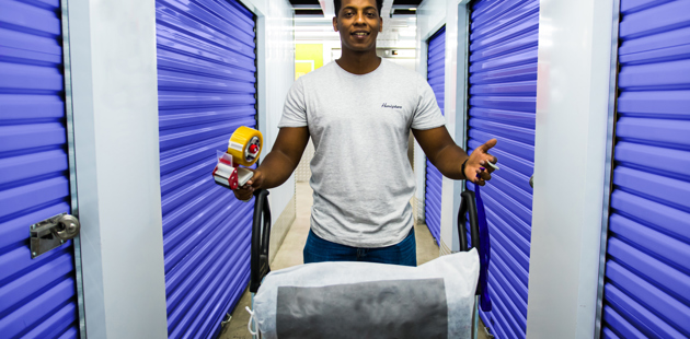 trolley-box-customer-corridor