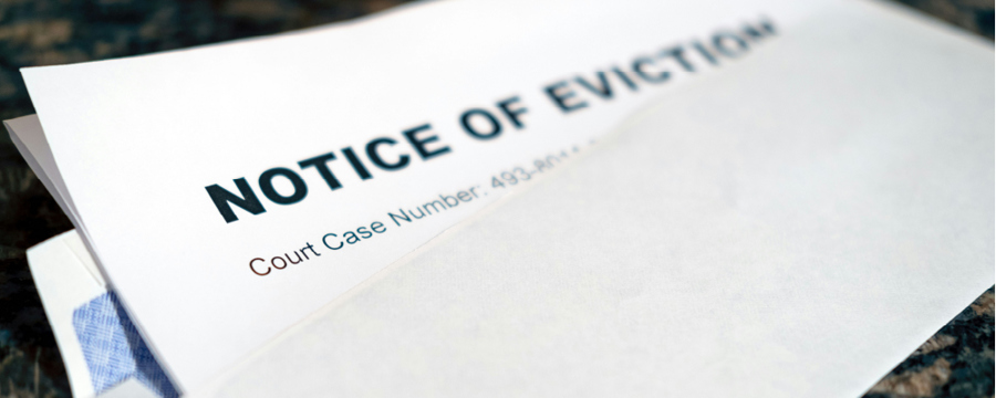 eviction-notice-document-becasuse-self-storage-contract-violation