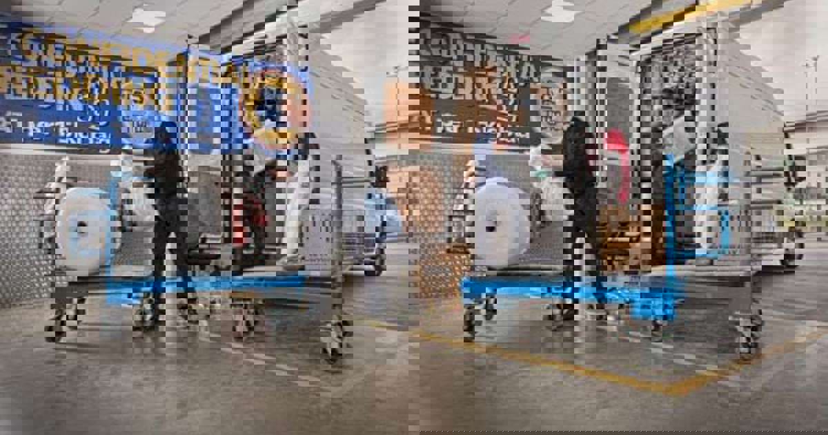 Self storage in Warrington Storage King