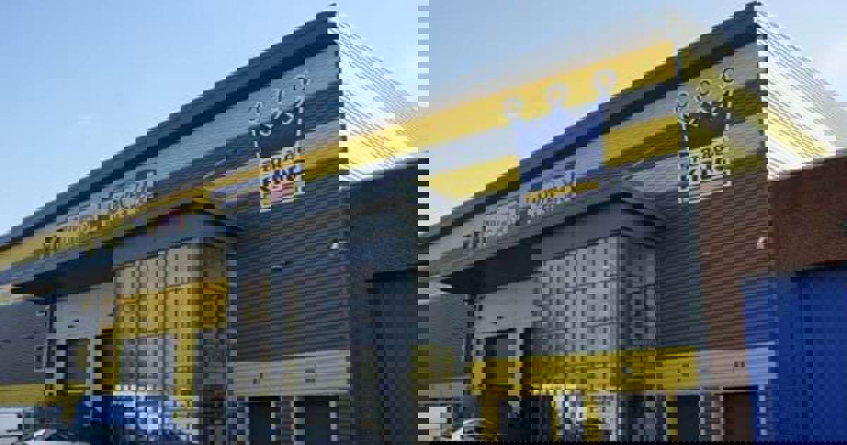 Storage King Derby Flexible And Affordable Storage For Personal And