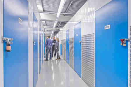 storage-unit-corridor-customers