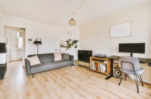 What Storage Unit Size for a 1-Bedroom Flat in Kent?