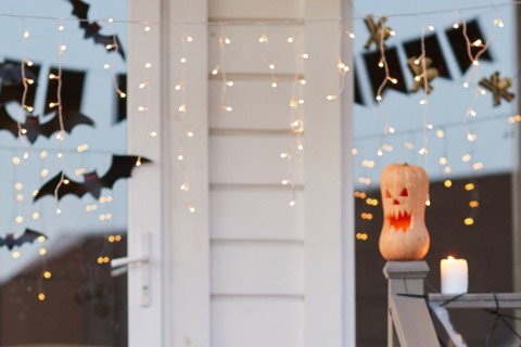 8 Spooktacular Garden Decoration Ideas for Halloween