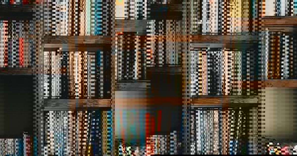 Pro tips for creating a home library on a budget Storage King