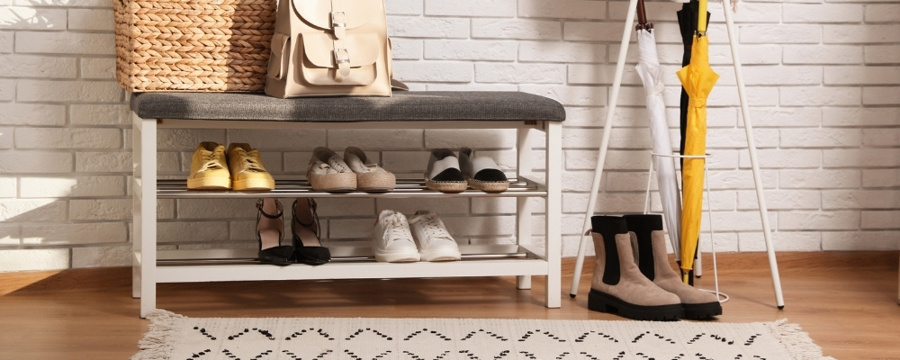 shoes-on-a-shoerack-in-the-hallway-decluttered