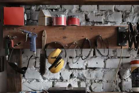 Tips to declutter your garage