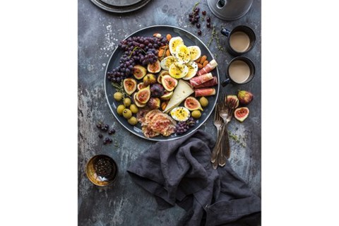 Tips for setting up your romantic dinner table this Valentine’s Day