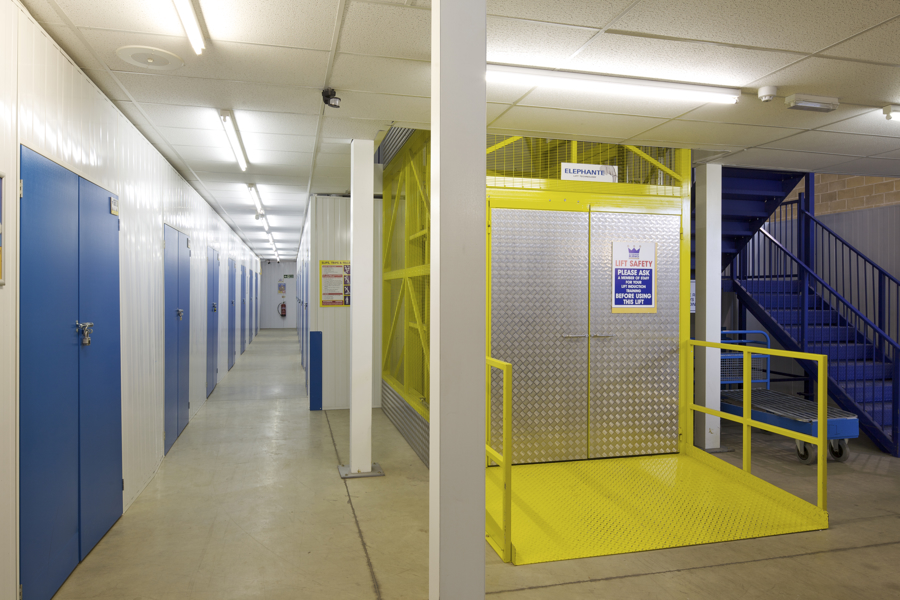 Storage King Dunstable Customer Lift