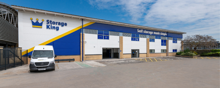 storage-king-building